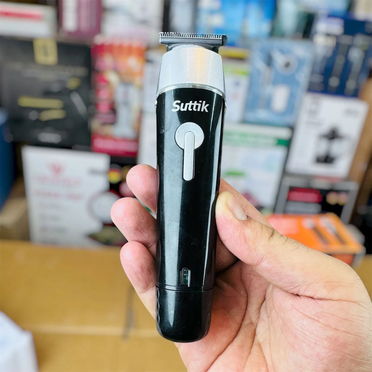 Suttik 6-in-1 Grooming Kit – Rechargeable Hair Clipper, Beard Trimmer, Shaver & Nose Trimmer Set