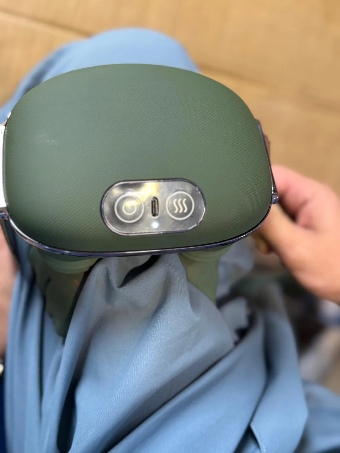 Neck shoulder massager